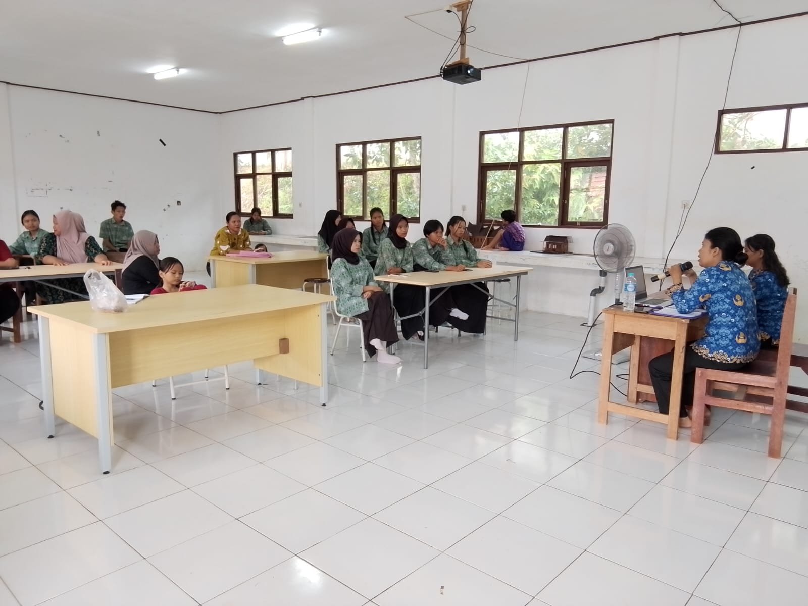 Rapat Perpisahan