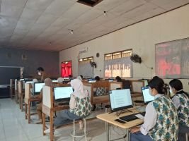 Pelaksanaan Gladi TKA Hari-1